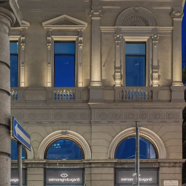 Broletto 16, Milan Broletto 16, Milan