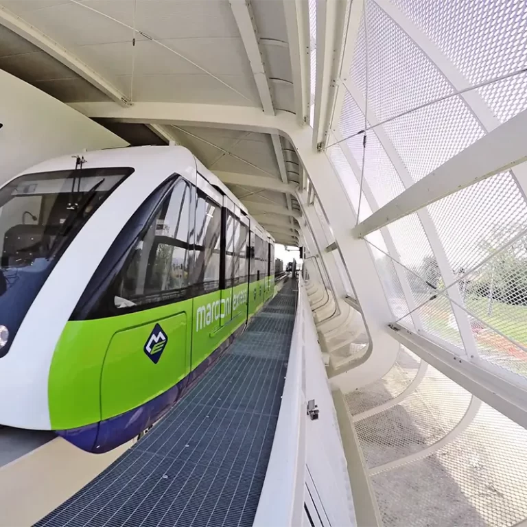 Walkway Mover Bologna Airport